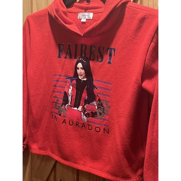 Descendants D-Signed Evie Fairest In Auradon Sweatshirt Red Size Small - Picture 1 of 5